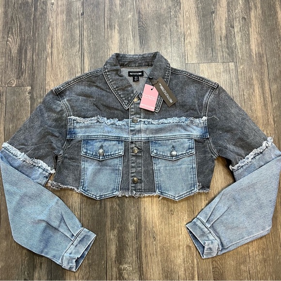 NWT PrettyLittle Thing Grey Blue Double Layered Denim Cropped Jacket Coat Size 2 - Picture 1 of 10